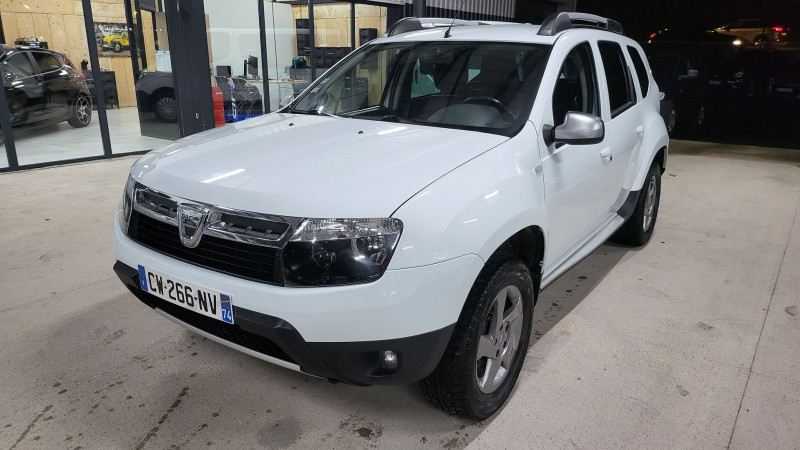 Photo 8 de l'offre de DACIA DUSTER 1.5 DCI 110CH FAP PRESTIGE 4X4 à 13790€ chez L'Automobile Jérôme BATHIARD