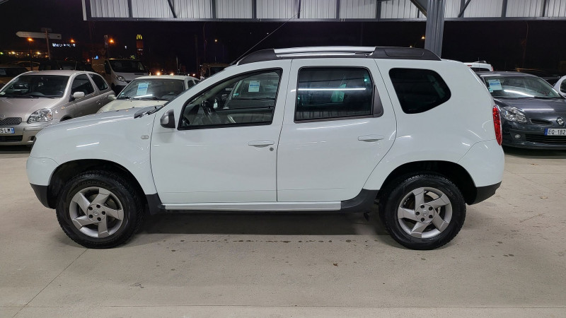 Photo 15 de l'offre de DACIA DUSTER 1.5 DCI 110CH FAP PRESTIGE 4X4 à 13790€ chez L'Automobile Jérôme BATHIARD