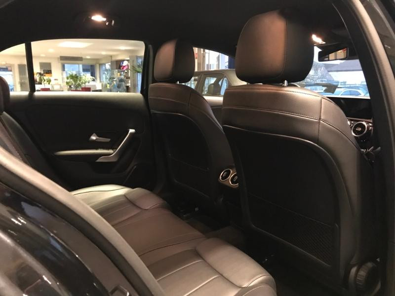 Photo 18 de l'offre de MERCEDES-BENZ Classe A 180 d 116ch Progressive Line 7G-DCT à 27800€ chez Garage Aubin