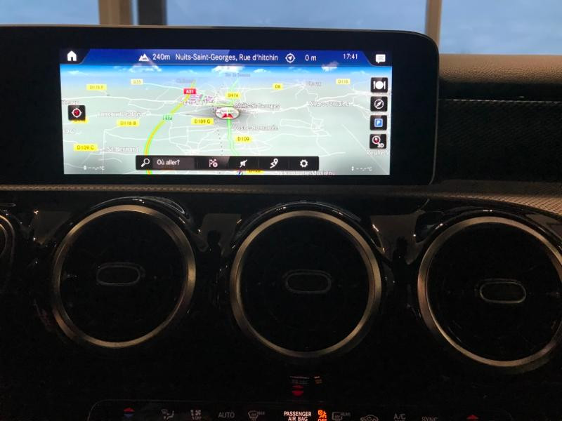 Photo 5 de l'offre de MERCEDES-BENZ Classe A 180 d 116ch Progressive Line 7G-DCT à 27800€ chez Garage Aubin