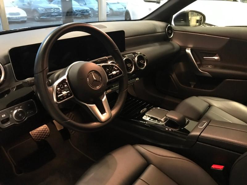 Photo 14 de l'offre de MERCEDES-BENZ Classe A 180 d 116ch Progressive Line 7G-DCT à 27800€ chez Garage Aubin