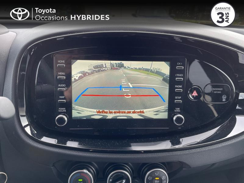 Photo 15 de l'offre de TOYOTA Aygo X 1.0 VVT-i 72ch Design S-CVT à 17690€ chez Horizon Concarneau