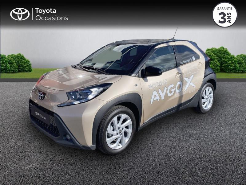 Toyota Aygo X 1.0 VVT-i 72ch Design Essence Bi-Ton Beige Gingembre métal/Toit noir Occasion à vendre