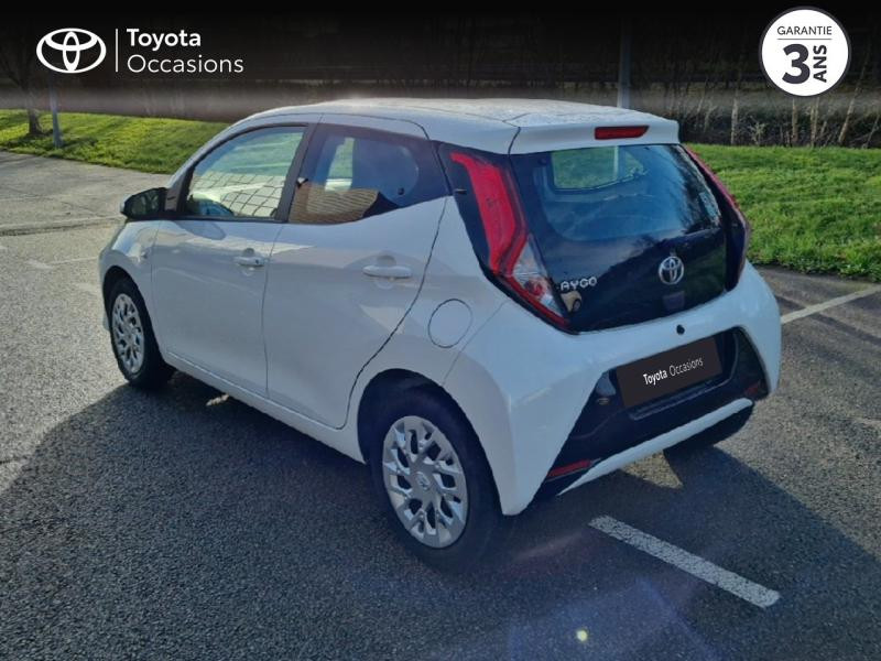 Photo 24 de l'offre de TOYOTA Aygo 1.0 VVT-i 69ch x-play 5p à 11490€ chez Horizon Quimper