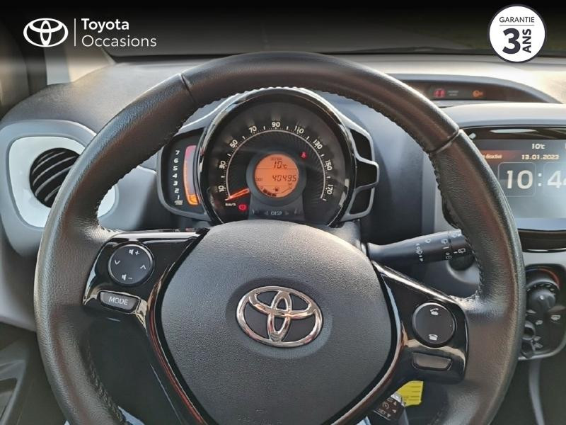 Photo 13 de l'offre de TOYOTA Aygo 1.0 VVT-i 69ch x-play 5p à 11490€ chez Horizon Quimper