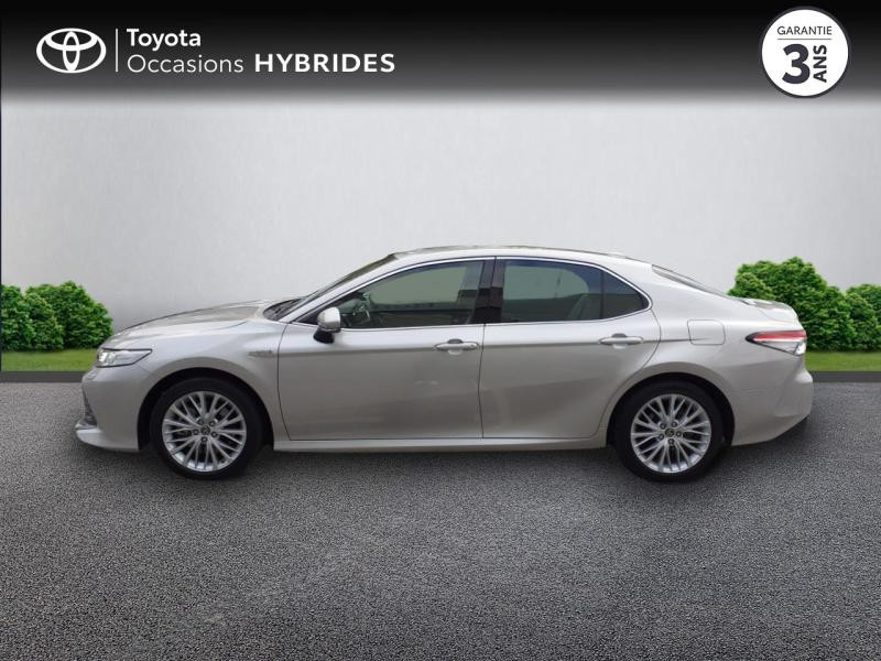 Photo 3 de l'offre de TOYOTA Camry 2.5 Hybride 218ch Design MC21 à 35900€ chez Horizon Quimper