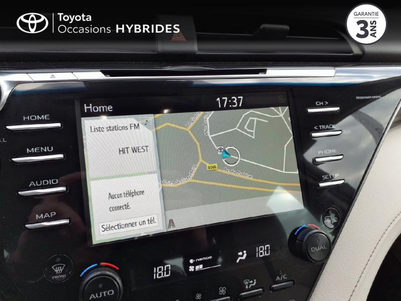 Photo 15 de l'offre de TOYOTA Camry 2.5 Hybride 218ch Design MC21 à 35900€ chez Horizon Quimper