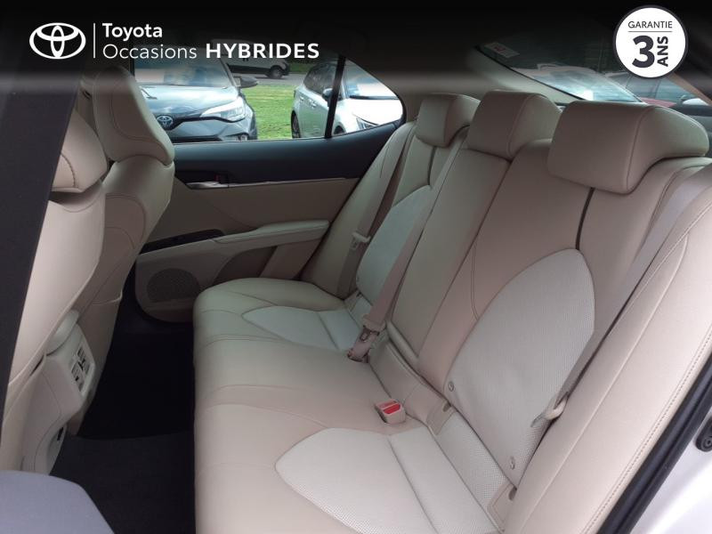 Photo 12 de l'offre de TOYOTA Camry 2.5 Hybride 218ch Design MC21 à 35900€ chez Horizon Quimper