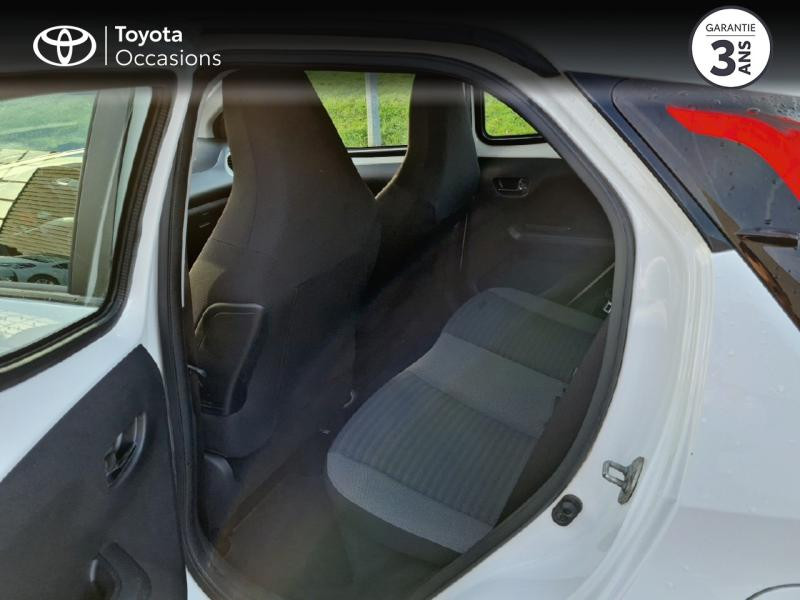 Photo 12 de l'offre de TOYOTA Aygo 1.0 VVT-i 69ch x-play 5p à 11490€ chez Horizon Quimper