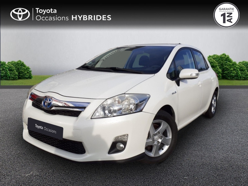 Toyota Auris HSD 136h Dynamic 15 5p Hybride Blanc nacré Occasion à vendre
