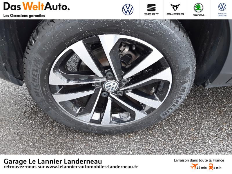 Photo 13 de l'offre de VOLKSWAGEN T-Roc 1.0 TSI 115ch IQ DRIVE 135g à 23490€ chez Garage Le Lannier - Volkswagen Landerneau