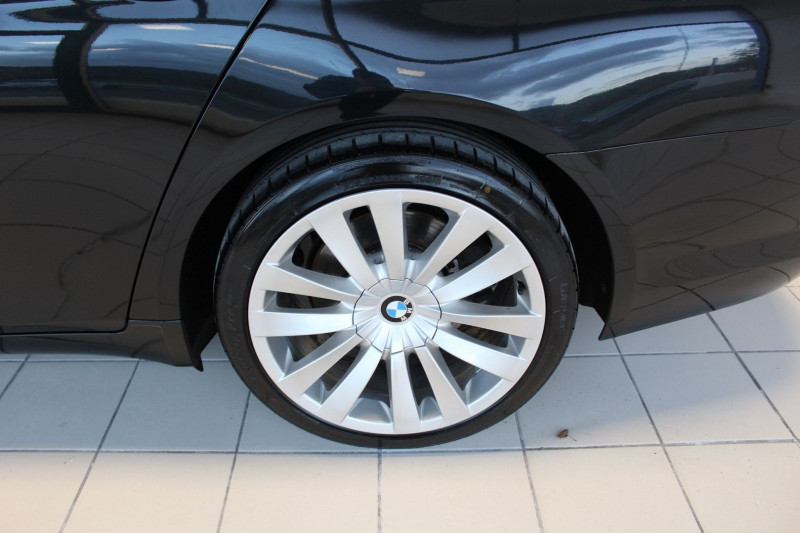 Photo 18 de l'offre de BMW SERIE 7 (F01/F02) 740D 306CH LUXE à 25900€ chez BMC Autos 47