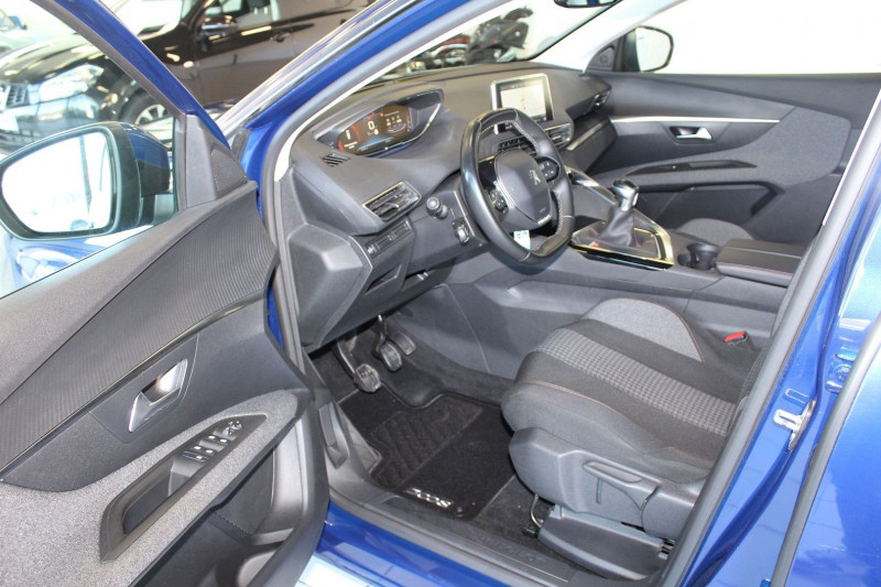 Photo 9 de l'offre de PEUGEOT 3008 1.5 BLUEHDI 130CH E6.C ACTIVE BUSINESS S&S à 18990€ chez BMC Autos 47