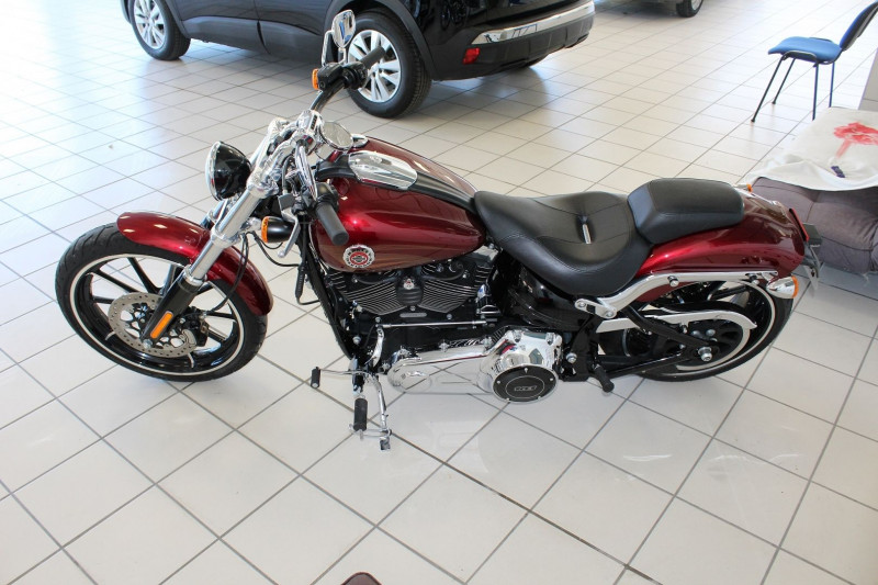 Photo 3 de l'offre de HARLEY-DAVIDSON SOFTAIL BREAKOUT SOFTAIL BREAKOUT 1690 COULEUR ABS 2015 à 18900€ chez BMC Autos 47