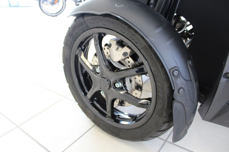 Photo 10 de l'offre de QUADRO S S 350 à 4450€ chez BMC Autos 47