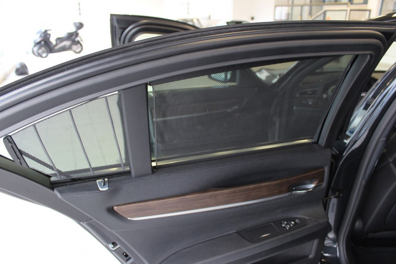 Photo 19 de l'offre de BMW SERIE 7 (F01/F02) 740DA 313CH LUXE à 24900€ chez BMC Autos 47