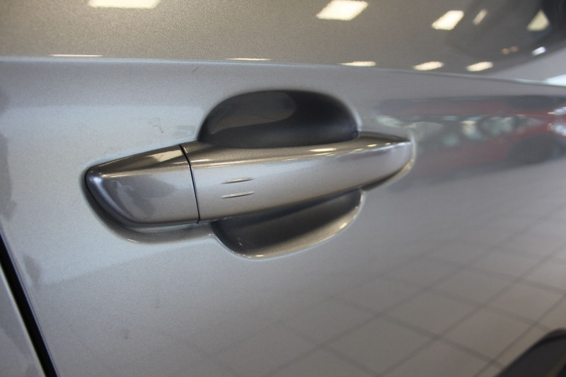 Photo 14 de l'offre de OPEL GRANDLAND X 1.5 D 130CH ELITE 7CV à 18900€ chez BMC Autos 47