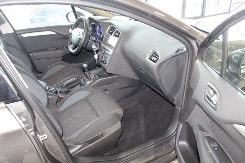 Photo 4 de l'offre de CITROEN C4 BLUEHDI 100CH MILLENIUM BUSINESS à 11800€ chez BMC Autos 47