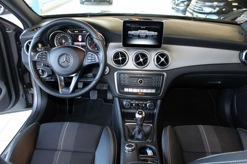 Photo 9 de l'offre de MERCEDES-BENZ CLASSE GLA 180 D SENSATION à 19990€ chez BMC Autos 47