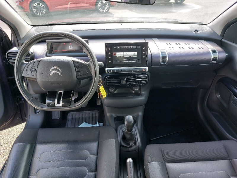 Photo 10 de l'offre de CITROEN C4 CACTUS PURETECH 110 SHINE S&S à 11990€ chez Carlyss automobiles Vitré
