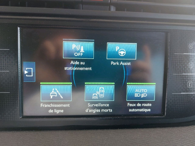 Photo 13 de l'offre de CITROEN GRAND C4 PICASSO BLUEHDI 150CH BUSINESS + S&S EAT6 à 17790€ chez Carlyss automobiles Vitré