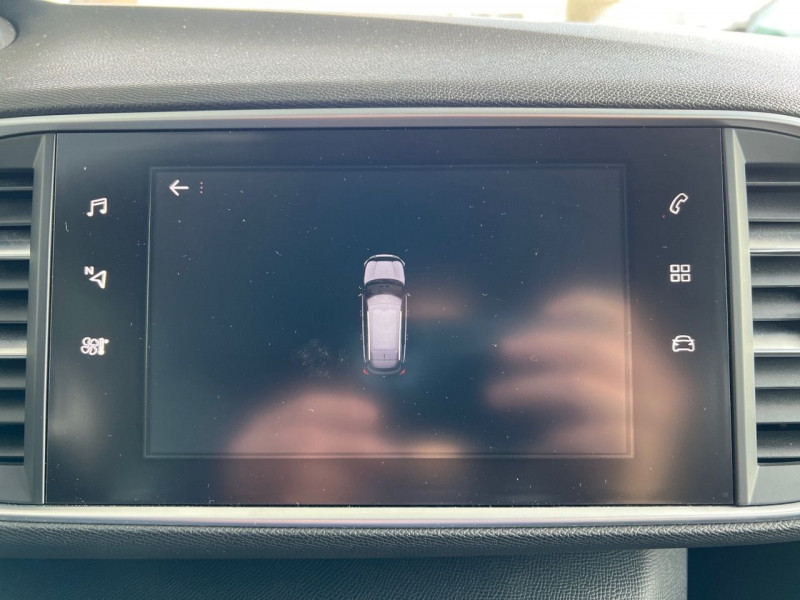 Photo 17 de l'offre de PEUGEOT 308 SW 2.0 BLUEHDI 150CH S&S ALLURE EAT6 à 17990€ chez Carlyss automobiles Vitré