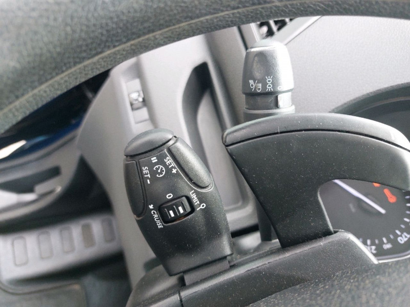 Photo 12 de l'offre de CITROEN SPACETOURER M BLUEHDI 180CH FEEL S&S EAT6 8 PLACES à 29990€ chez Carlyss automobiles Vitré