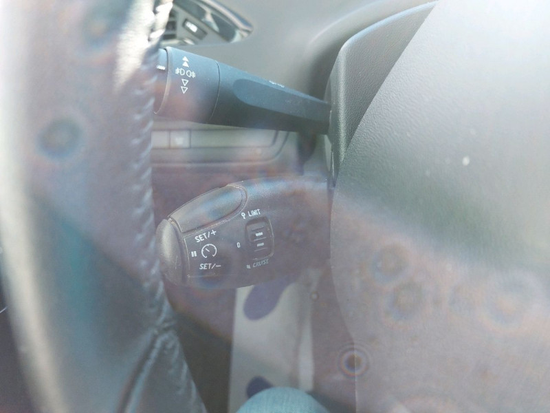 Photo 14 de l'offre de PEUGEOT 208 1.2 PURETECH 82CH E6.2 EVAP ACTIVE 5P à 9990€ chez Carlyss automobiles Vitré