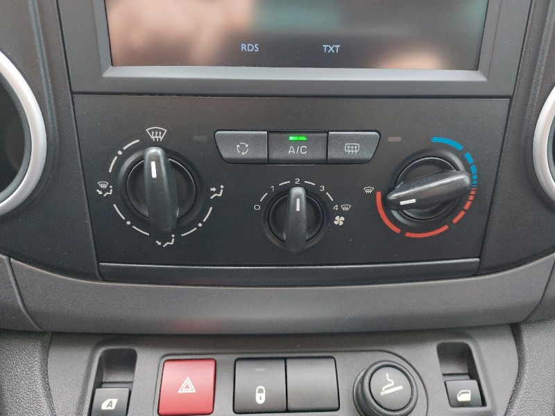 Photo 12 de l'offre de CITROEN BERLINGO BLUEHDI 120CH SHINE S&S à 15490€ chez Carlyss automobiles Vitré