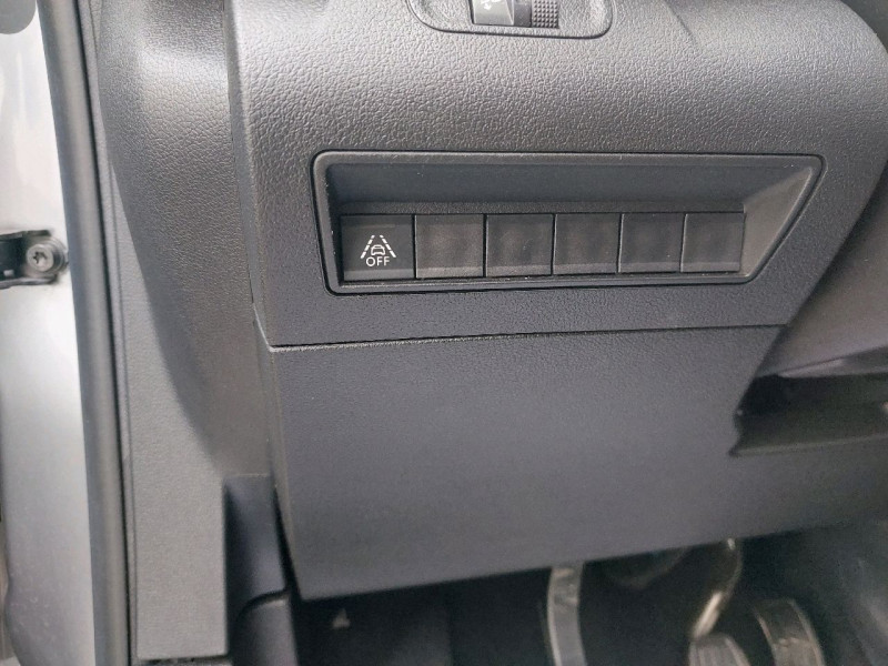 Photo 12 de l'offre de CITROEN BERLINGO M BLUEHDI 100CH FEEL à 18990€ chez Carlyss automobiles Vitré