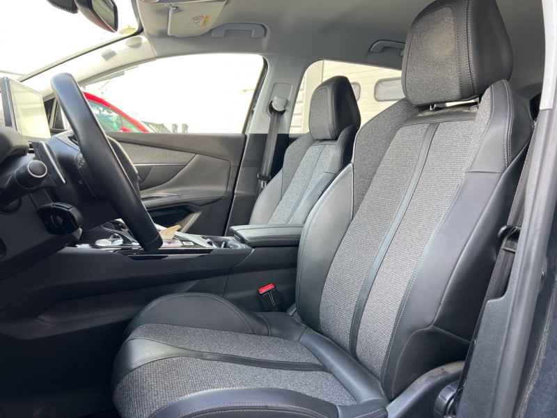 Photo 7 de l'offre de PEUGEOT 3008 1.5 BLUEHDI 130CH S&S ALLURE BUSINESS EAT8 à 21990€ chez Carlyss automobiles Vitré