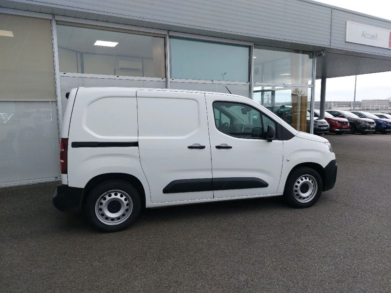 Photo 2 de l'offre de CITROEN BERLINGO VAN M 650KG BLUEHDI 130 S&S DRIVER EAT8 à 16990€ chez Carlyss automobiles Vitré