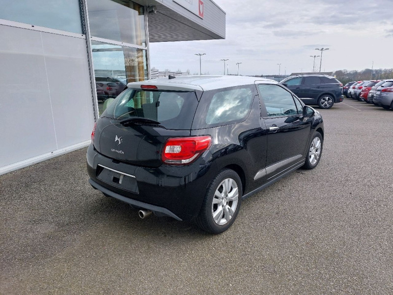 Photo 3 de l'offre de CITROEN DS3 1.2 VTI PURETECH SO CHIC à 10990€ chez Carlyss automobiles Vitré