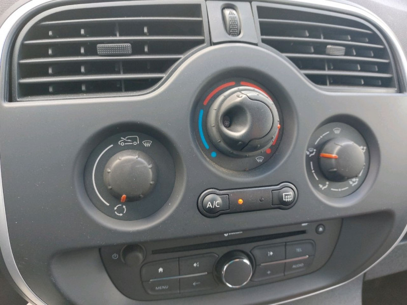 Photo 10 de l'offre de RENAULT KANGOO II EXPRESS 1.5 BLUE DCI 95CH EXTRA R-LINK à 17990€ chez Carlyss automobiles Vitré
