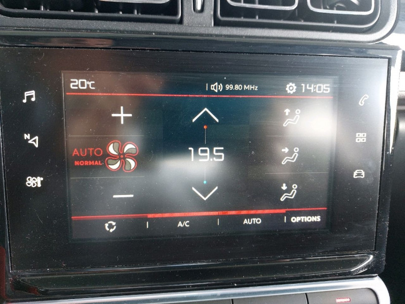 Photo 13 de l'offre de CITROEN C3 PURETECH 110CH SHINE S&S à 12790€ chez Carlyss automobiles Vitré