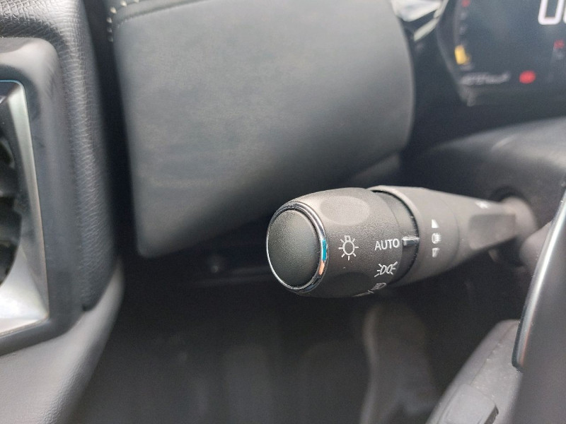 Photo 19 de l'offre de DS DS 3 CROSSBACK BLUEHDI 130CH GRAND CHIC AUTOMATIQUE 98G à 26290€ chez Carlyss automobiles Vitré