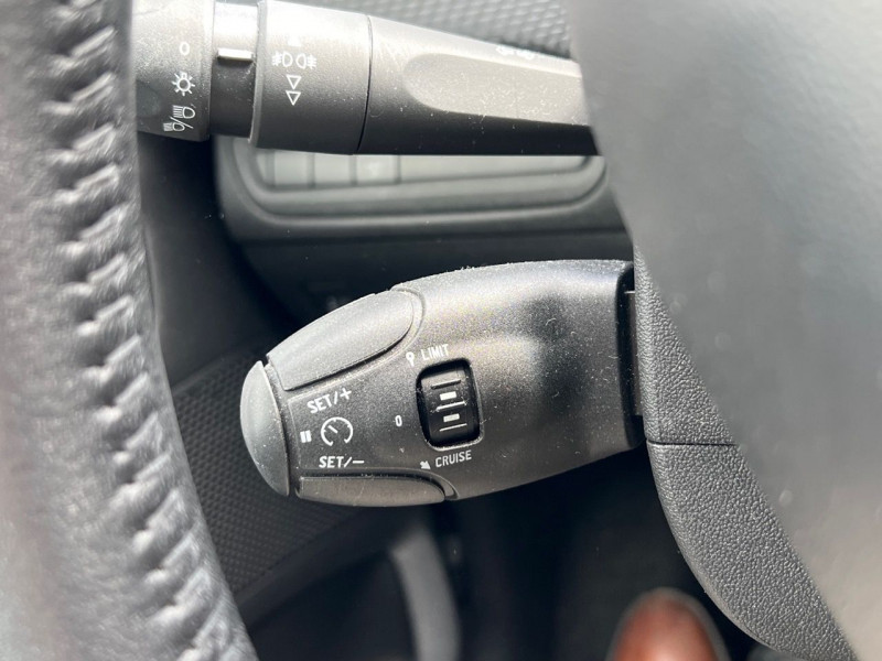 Photo 7 de l'offre de PEUGEOT 2008 1.2 PURETECH 82CH  E6.C ACTIVE S&S à 13790€ chez Carlyss automobiles Vitré