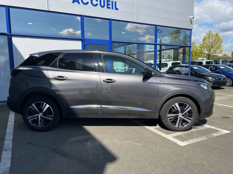 Photo 3 de l'offre de PEUGEOT 3008 1.5 BLUEHDI 130CH S&S GT LINE EAT8 à 27990€ chez Carlyss automobiles Vitré