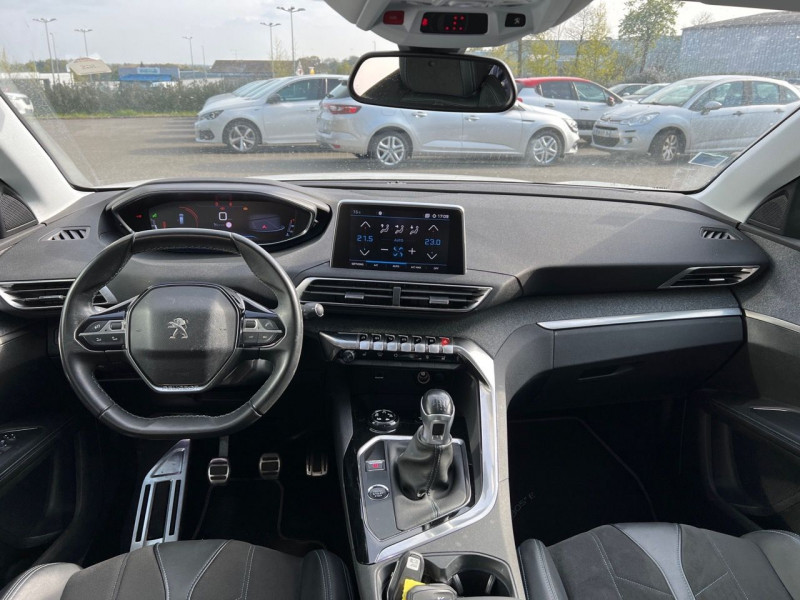 Photo 10 de l'offre de PEUGEOT 5008 1.5 BLUEHDI 130CH E6.C CROSSWAY S&S à 21990€ chez Carlyss automobiles Vitré