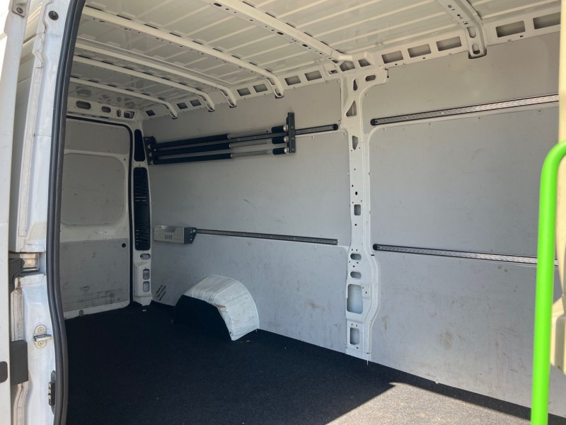Photo 7 de l'offre de PEUGEOT BOXER FG 333 L3H2 2.0 BLUEHDI 160 S&S PREMIUM à 25790€ chez Carlyss automobiles Vitré