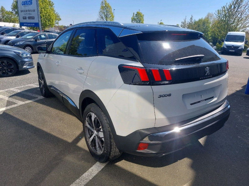 Photo 3 de l'offre de PEUGEOT 3008 1.5 BLUEHDI 130CH E6.C CROSSWAY S&S à 23490€ chez Carlyss automobiles Vitré