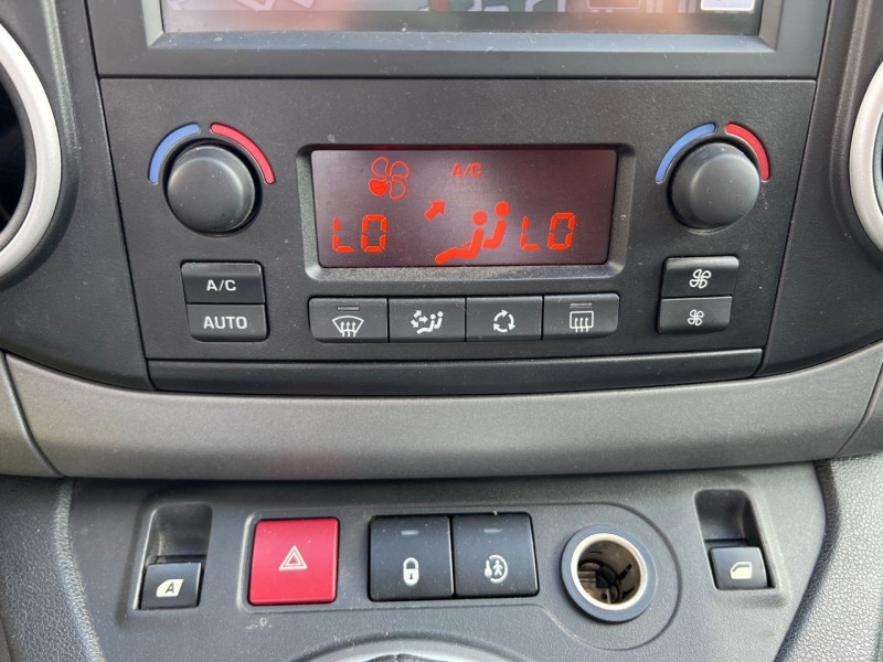 Photo 14 de l'offre de CITROEN BERLINGO BLUEHDI 120CH SHINE S&S à 16290€ chez Carlyss automobiles Vitré