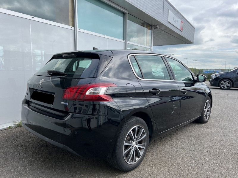 Photo 4 de l'offre de PEUGEOT 308 1.6 BLUEHDI 120CH ALLURE S&S EAT6 5P à 14990€ chez Carlyss automobiles Vitré