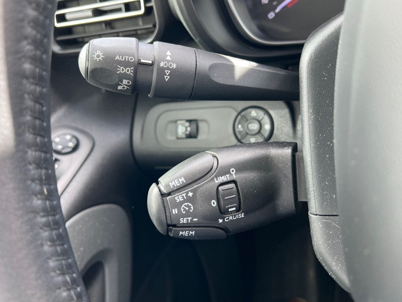 Photo 15 de l'offre de CITROEN BERLINGO M BLUEHDI 130CH S&S SHINE 114G à 25490€ chez Carlyss automobiles Vitré