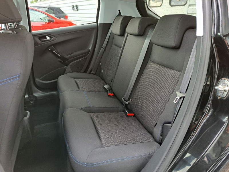 Photo 6 de l'offre de PEUGEOT 208 1.2 PURETECH 82CH E6.2 EVAP SIGNATURE 5P à 12290€ chez Carlyss automobiles Vitré