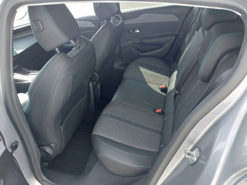 Photo 9 de l'offre de PEUGEOT 308 1.5 BLUEHDI 130CH S&S ALLURE EAT8 à 28490€ chez Carlyss automobiles Vitré
