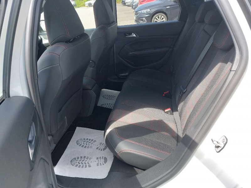 Photo 10 de l'offre de PEUGEOT 308 SW 1.5 BLUEHDI 130CH S&S GT LINE à 17490€ chez Carlyss automobiles Vitré