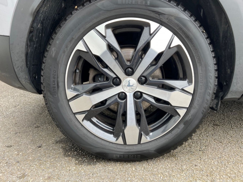 Photo 5 de l'offre de PEUGEOT 3008 1.2 PURETECH 130CH CROSSWAY S&S EAT8 109G à 23990€ chez Carlyss automobiles Vitré