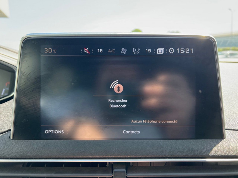 Photo 18 de l'offre de PEUGEOT 5008 1.5 BLUEHDI 130CH E6.C GT LINE  S&S 6CV à 26790€ chez Carlyss automobiles Vitré