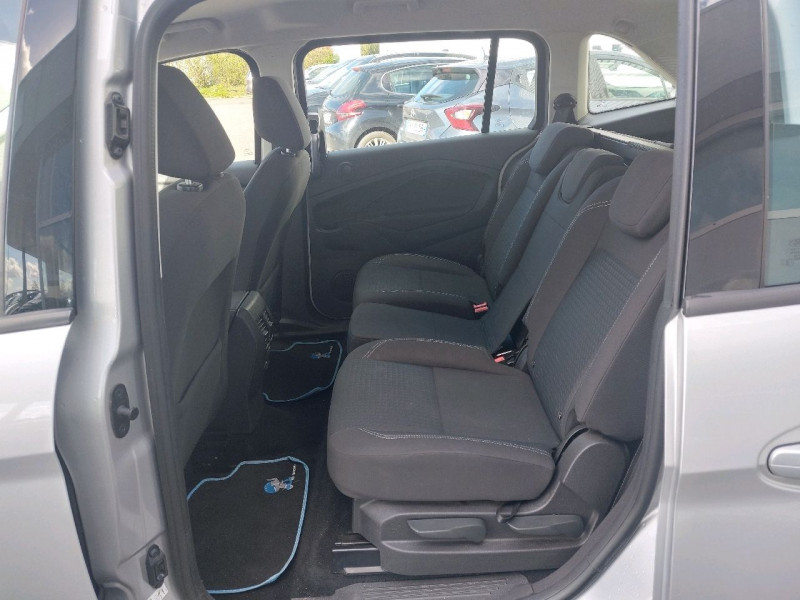 Photo 10 de l'offre de FORD GRAND C-MAX 1.5 TDCI 120CH STOP&START BUSINESS NAV à 12990€ chez Carlyss automobiles Vitré